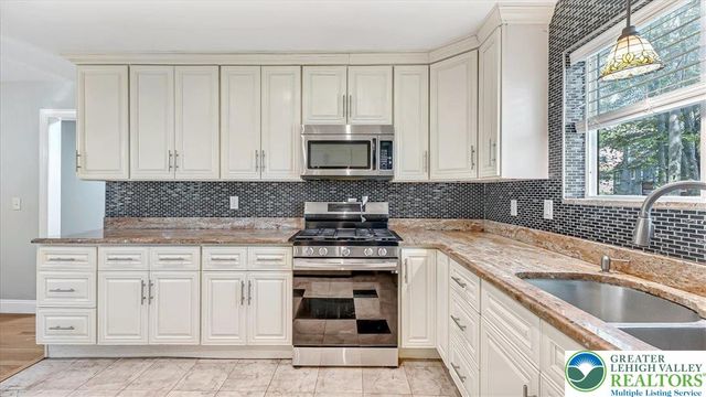 7175 Mountain Drive, Coolbaugh Twp, PA 18466
