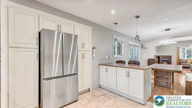 7175 Mountain Drive, Coolbaugh Twp, PA 18466