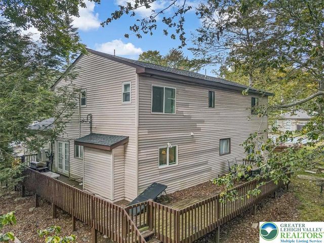 7175 Mountain Drive, Coolbaugh Twp, PA 18466