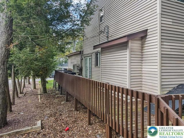 7175 Mountain Drive, Coolbaugh Twp, PA 18466