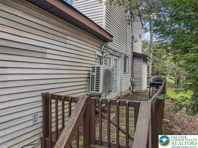 7175 Mountain Drive, Coolbaugh Twp, PA 18466