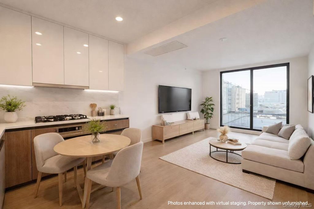 14449 Northern Boulevard 308, Flushing, NY 11354