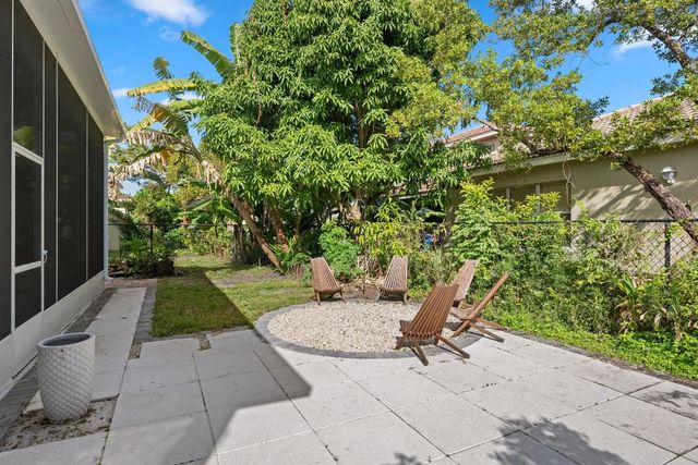 1222 Rose Gate Boulevard, Riviera Beach, FL 33404