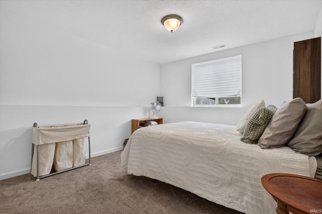 4321 Ashard Drive, South Bend, IN 46628