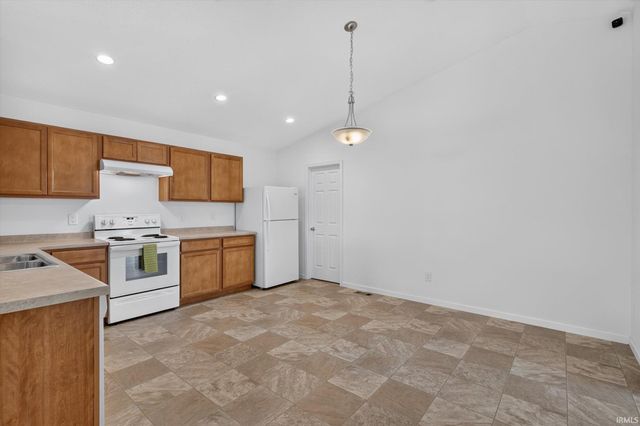4321 Ashard Drive, South Bend, IN 46628
