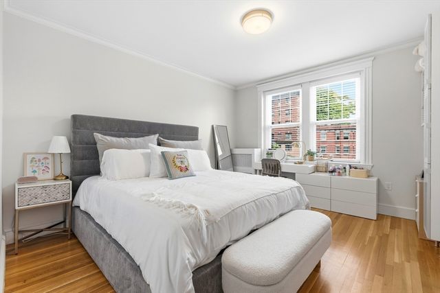 1992 Commonwealth Ave 4, Boston, MA 02135