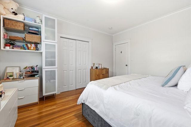 1992 Commonwealth Ave 4, Boston, MA 02135