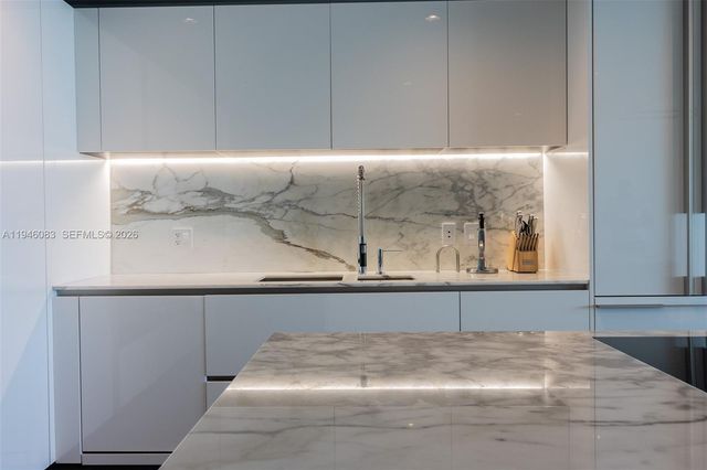 10203 Collins Ave 302, Bal Harbour, FL 33154