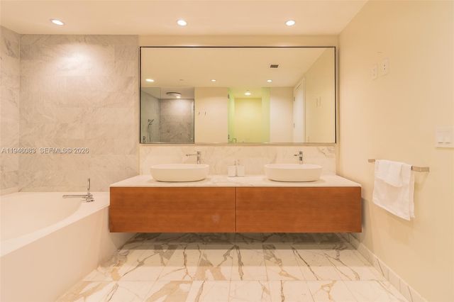 10203 Collins Ave 302, Bal Harbour, FL 33154