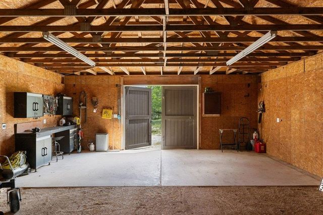 1051 Trailhead CIR, Dripping Springs, TX 78620
