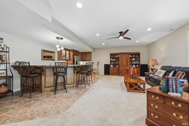 229 Eagle Cliff Cove, Huntertown, IN 46748