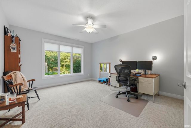 229 Eagle Cliff Cove, Huntertown, IN 46748