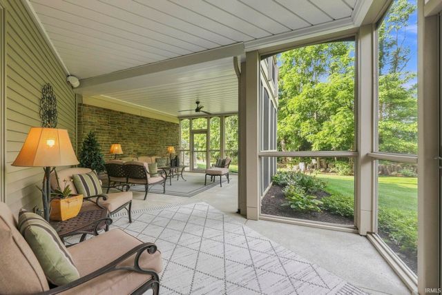 229 Eagle Cliff Cove, Huntertown, IN 46748