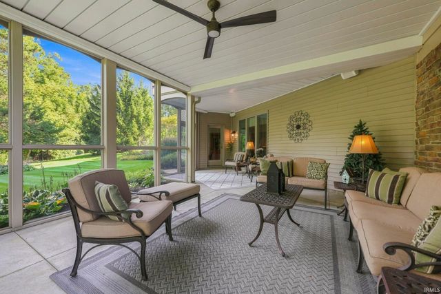 229 Eagle Cliff Cove, Huntertown, IN 46748