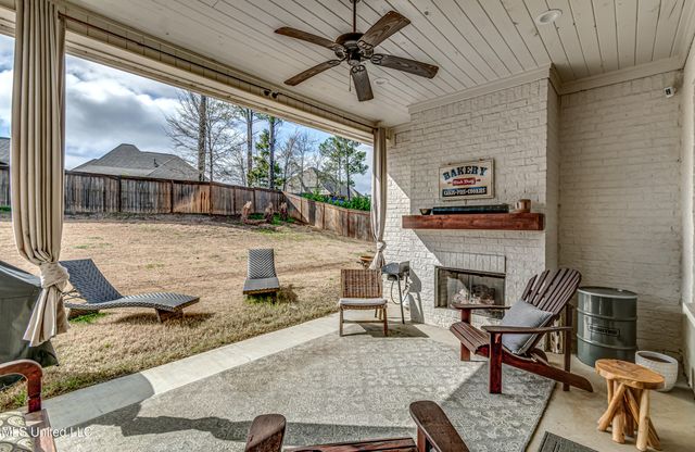 107 Camden Lake Drive, Madison, MS 39110