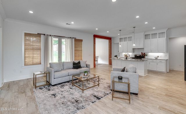 107 Camden Lake Drive, Madison, MS 39110