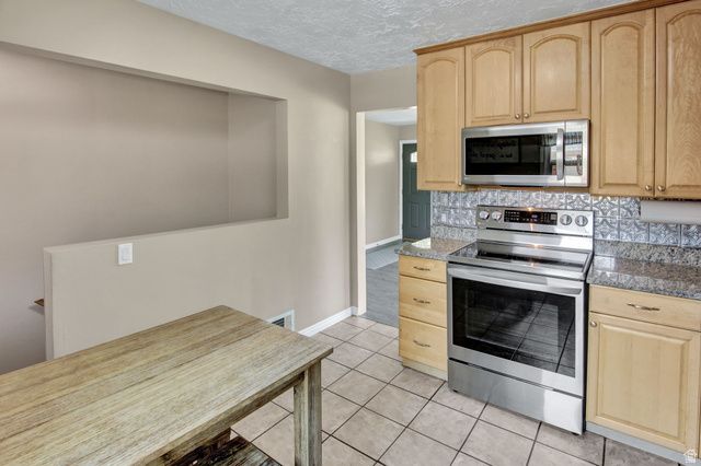 625 DARLING ST, Ogden, UT 84403