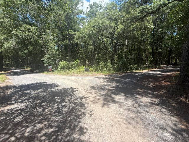 33 Middleton Oaks Road, Charleston, SC 29414