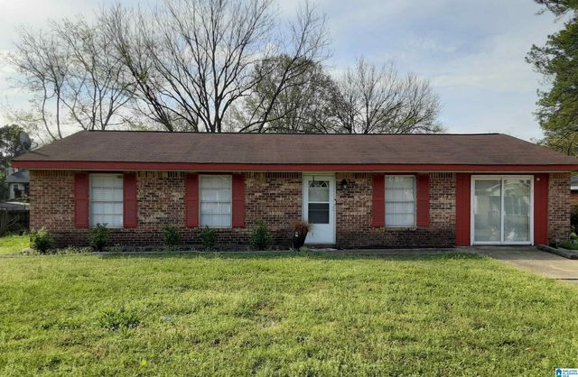 32 CARRIAGE HOUSE ROAD SW, Bessemer, AL 35022