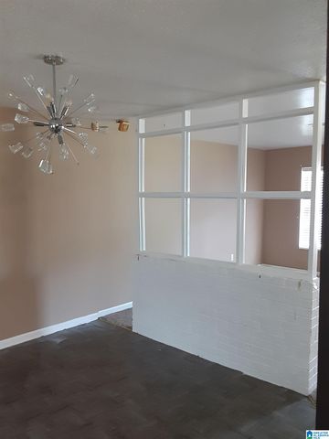 32 CARRIAGE HOUSE ROAD SW, Bessemer, AL 35022