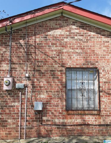 32 CARRIAGE HOUSE ROAD SW, Bessemer, AL 35022