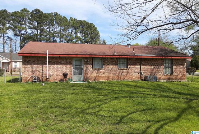 32 CARRIAGE HOUSE ROAD SW, Bessemer, AL 35022