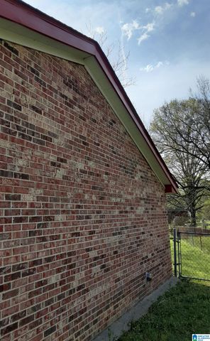 32 CARRIAGE HOUSE ROAD SW, Bessemer, AL 35022