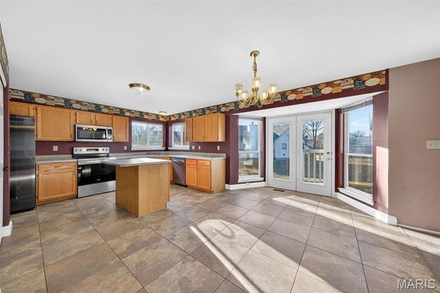 3811 Halter Court, Florissant, MO 63034