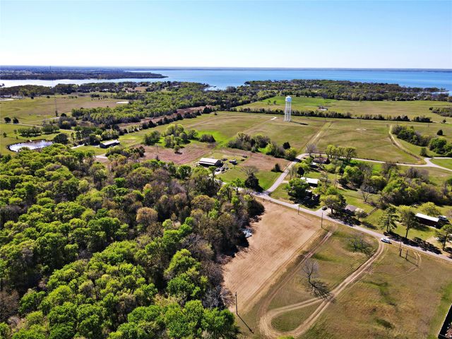 206 Mohawk Trail, East Tawakoni, TX 75472