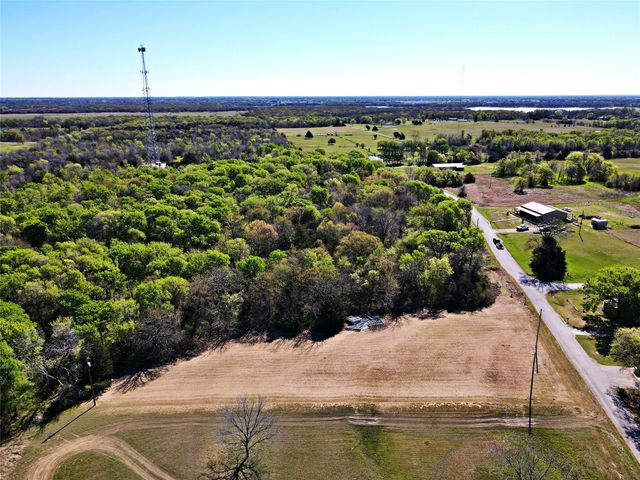 206 Mohawk Trail, East Tawakoni, TX 75472