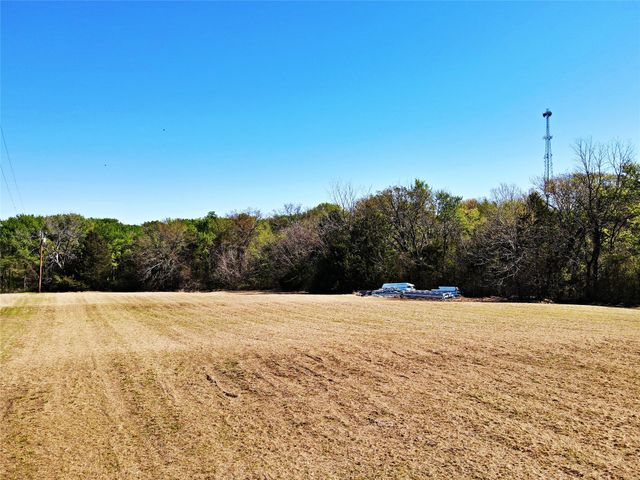 206 Mohawk Trail, East Tawakoni, TX 75472