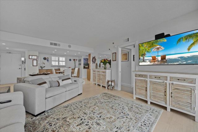 200 Ocean Trail Way 604, Jupiter, FL 33477