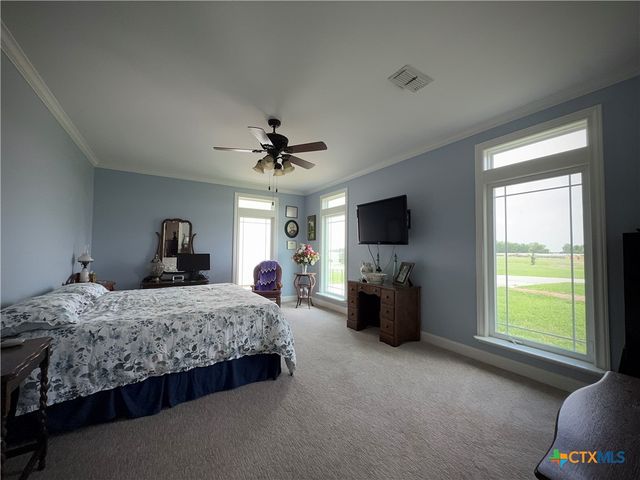 257 Whitaker Road, Port Lavaca, TX 77979