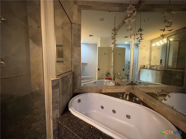 257 Whitaker Road, Port Lavaca, TX 77979