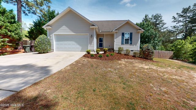 617 Seymour Street, Aberdeen, NC 28315