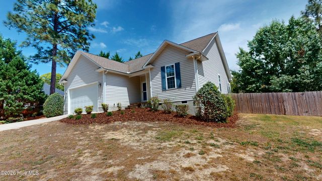 617 Seymour Street, Aberdeen, NC 28315