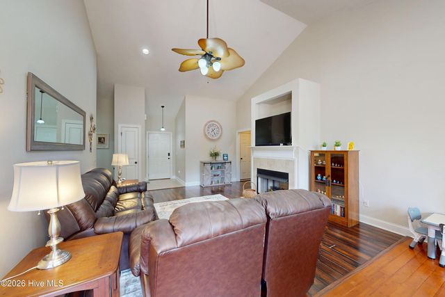 617 Seymour Street, Aberdeen, NC 28315
