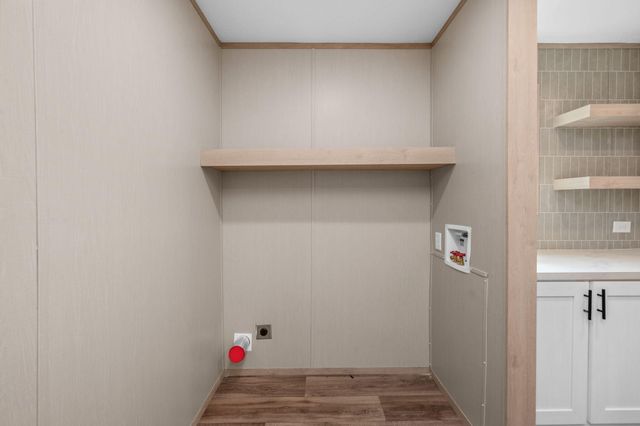 316 E Lafavre Lane, Defuniak Springs, FL 32433