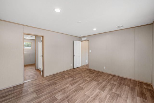 316 E Lafavre Lane, Defuniak Springs, FL 32433