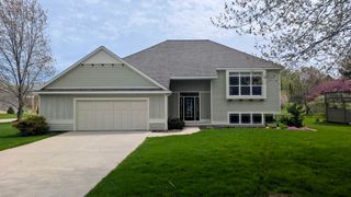 7028 Camelback Drive Ne, Cannon Twp, MI 49341