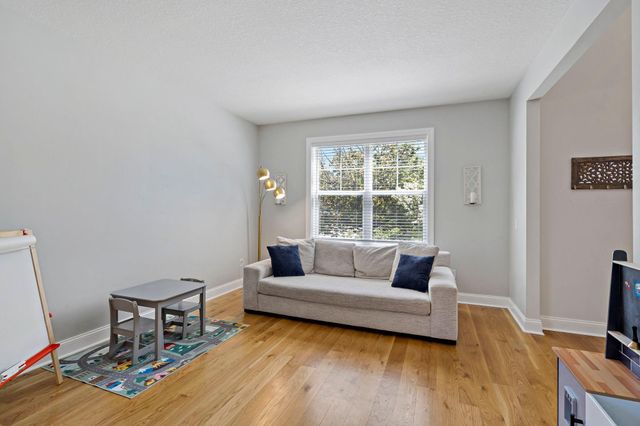 6739 Fountain Lane N, Maple Grove, MN 55311