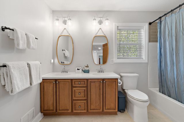 6739 Fountain Lane N, Maple Grove, MN 55311