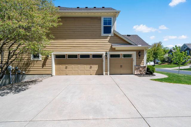 6739 Fountain Lane N, Maple Grove, MN 55311