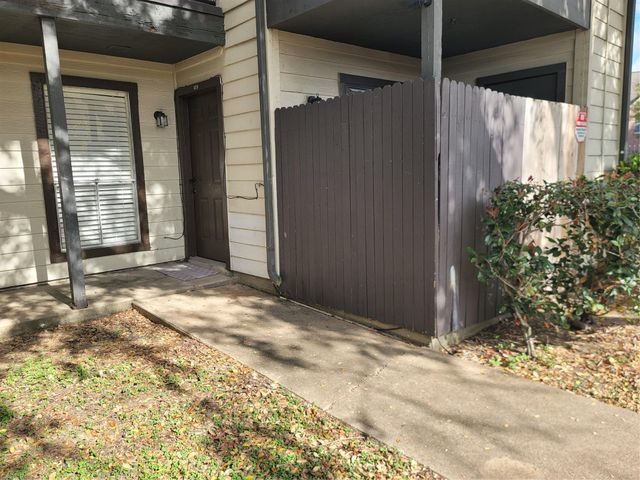 12615 Brookglade Circle 409, Houston, TX 77099