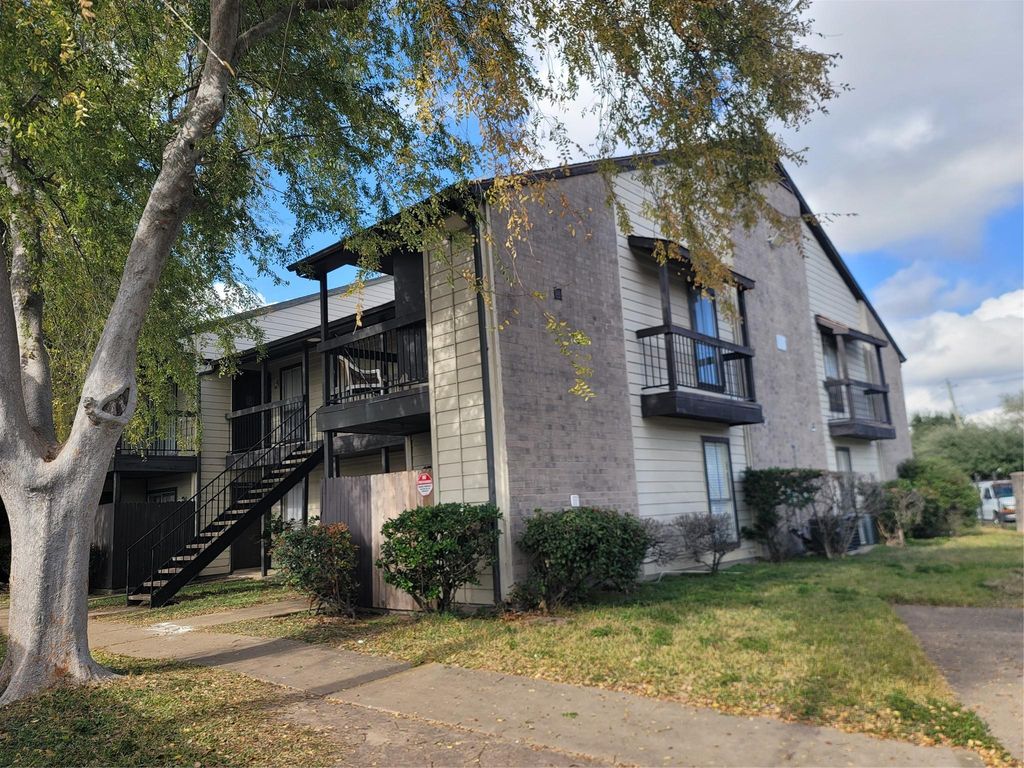 12615 Brookglade Circle 409, Houston, TX 77099