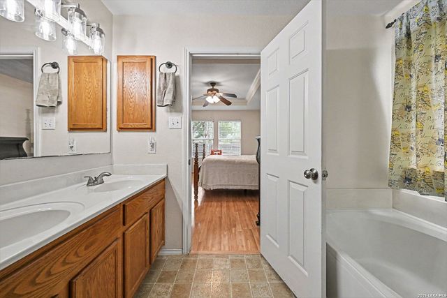 201 Jordan Pl, Boerne, TX 78006