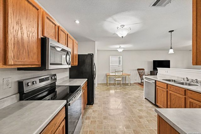 201 Jordan Pl, Boerne, TX 78006