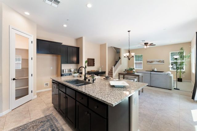 4329 Shasta Lake St, Sacramento, CA 95834