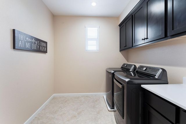 4329 Shasta Lake St, Sacramento, CA 95834