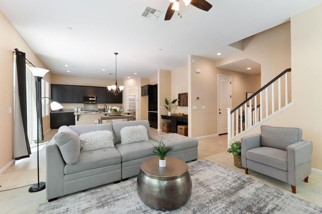 4329 Shasta Lake St, Sacramento, CA 95834